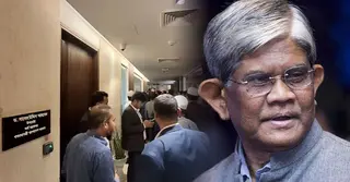 সচিবালয়ে চার ঘণ্টা ধরে অবরুদ্ধ অর্থ উপদেষ্টা